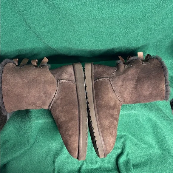 UGG Women's Chocolate Brown Shearling Boots - Picture 12 of 12